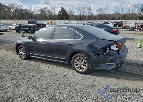 2017 Volkswagen Passat S из США, поврежденный, VIN 1VWAT7A35HC008857